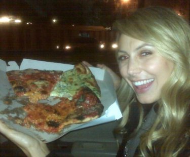 stacypizza.jpg
